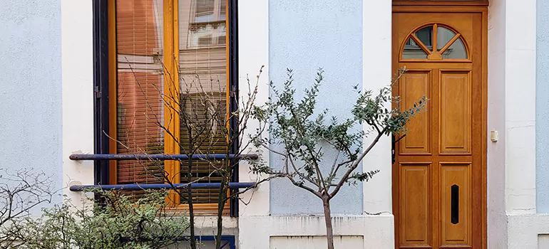 Residential Garage Doors Near Me in St. Catharines, ON